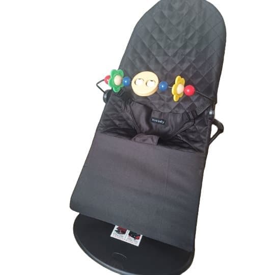 Ergonominen vauvansänky lelulla "Tavalax Baby Bouncer"