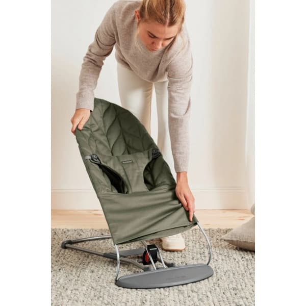 BabyBjörn Bliss Woven -sitteri, dark green, lehtikuvioitu