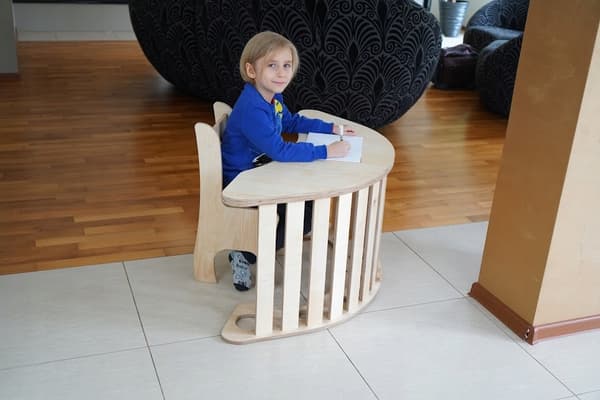 Træ Montessori gyngestol til børn Solid klapbordsstol