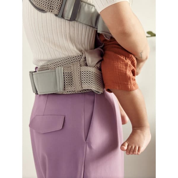 BabyBjörn Carrier One Air -bärsjal, Grå Beige 3D Mesh