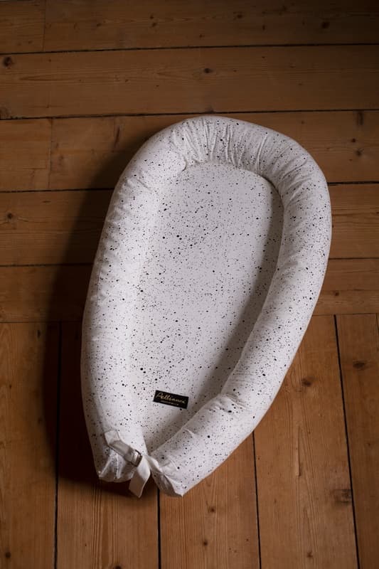 Ekologiskt Babynest , Stjärnor - Pellianni