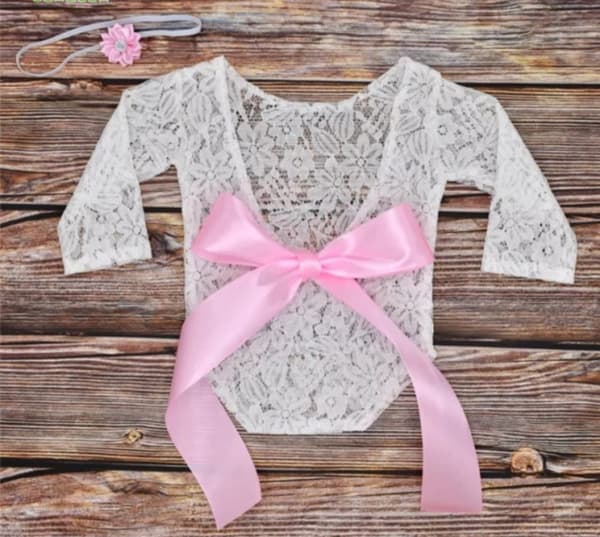 Baby spets jumpsuit med hårband