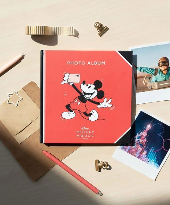 Disney fotoalbum 16x16 cm – Fira 100 år av magi med Musse – Perfekt för unika presenter och minnessaker
