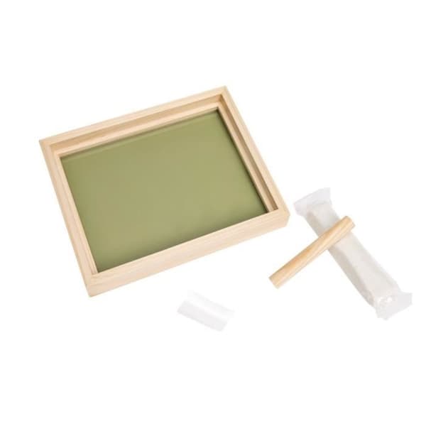 Baby Art Pure Frame - Rammesæt med legetøj og ramme af naturligt fyrretræ, rulle, vendbart bagpanel (grøn/orange)