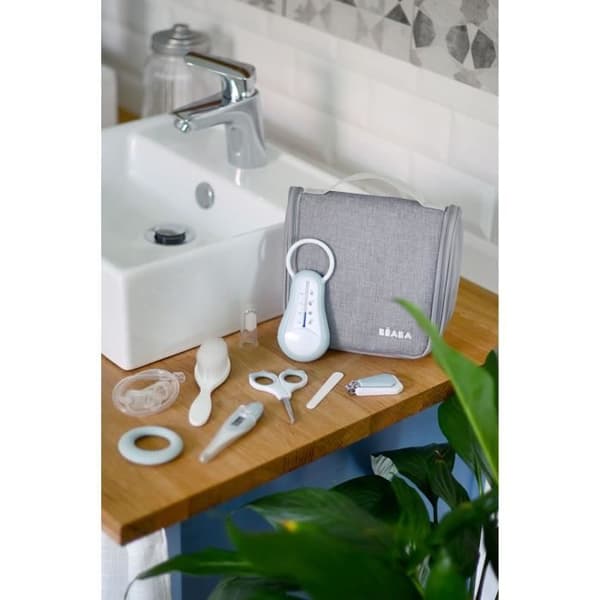 BÃ ABA Nomad babynecessär, 9 tillbehör, grönblå