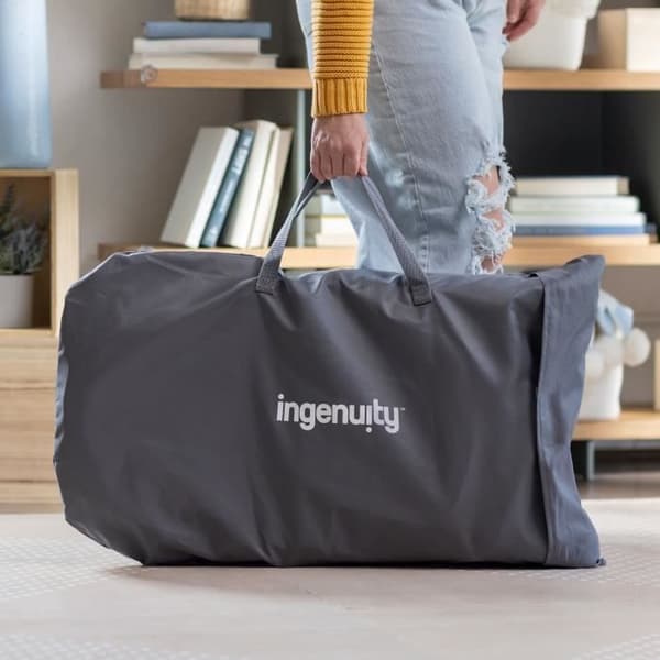 Gynge- og hoppestol - INGENUITY - Happy Belly - Musik - Vibrationer - Aftagelig aktivitetsbue - Lille dovendyrsplys