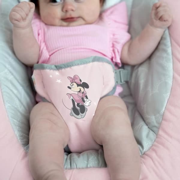 DISNEY BABY Babyskridstol - Minnie - Bue med aftageligt Disney-udviklingslegetøj, 8 melodier, beroligende vibrationer, justerbar nakkestøtte