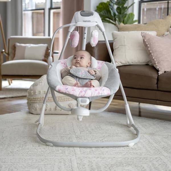 INGENUITY Cassidy sähköinen vauvakeinutuoli, jossa 180° kääntötoiminto - nopeus-, keinunta-, ääni- ja tärinäasetukset