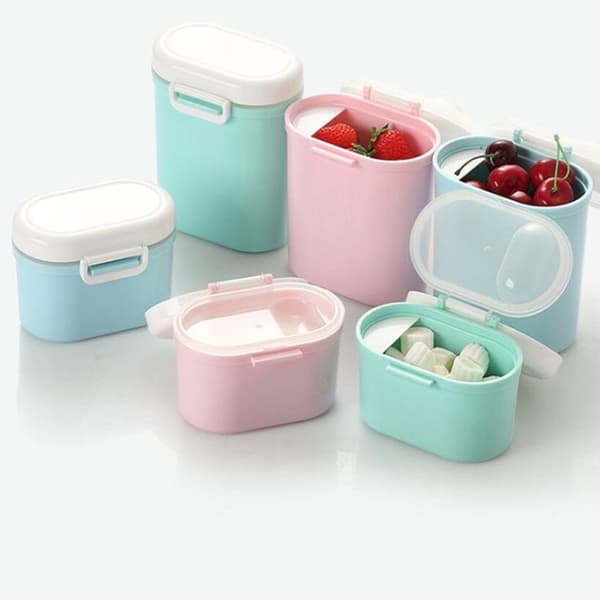 Baby Portable Milk Powder Box Food Container Storage Feeding Box Children Food PP Box, Size:Small12.5 × 9.5 × 9.5cm(Blue)