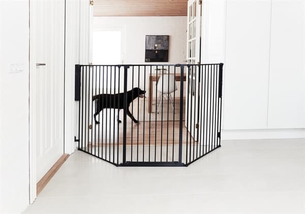 Multigrind Pet Flex Large extra hög Scandinavian Pet Design, svart. 90-225 cm