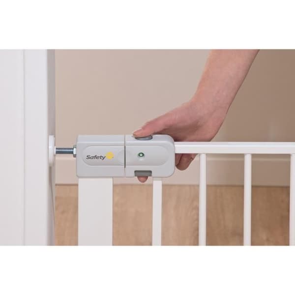 SAFETY 1ST Barnsäkerhetsgrind 73-80 cm, Vit, Metall, Automatisk stängning, 4 tryckpunkter