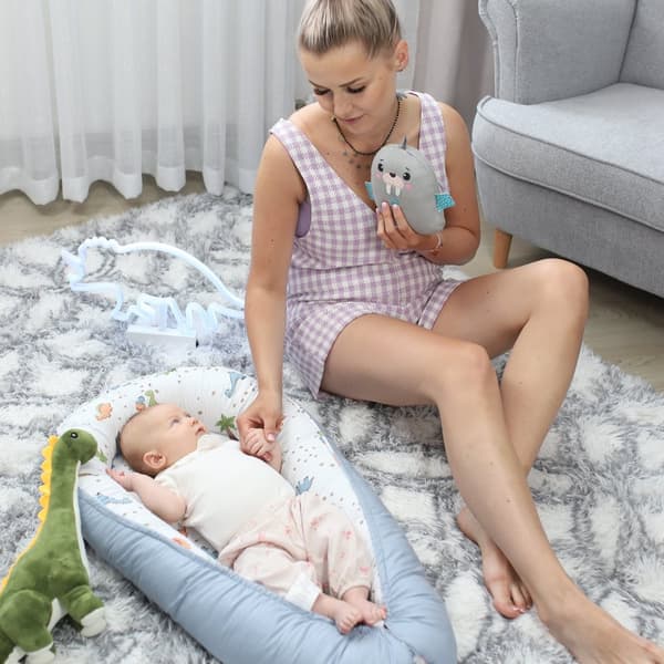 Babynest kokong nyfödd 90 x 50 cm - Handgjort mysbo babynest tillverkat av dinosaurieblå bomull