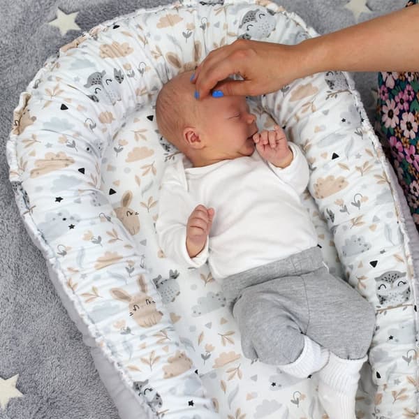 Babynest kokong nyfödd 90 x 50 cm - Handgjort mysbo babynest av bomullsugglor ljusgrå