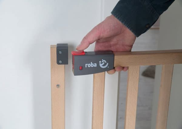 Safety Up Baby Safety Gate för dörr - ROBA - Justerbar bredd från 70 - 118,5 cm