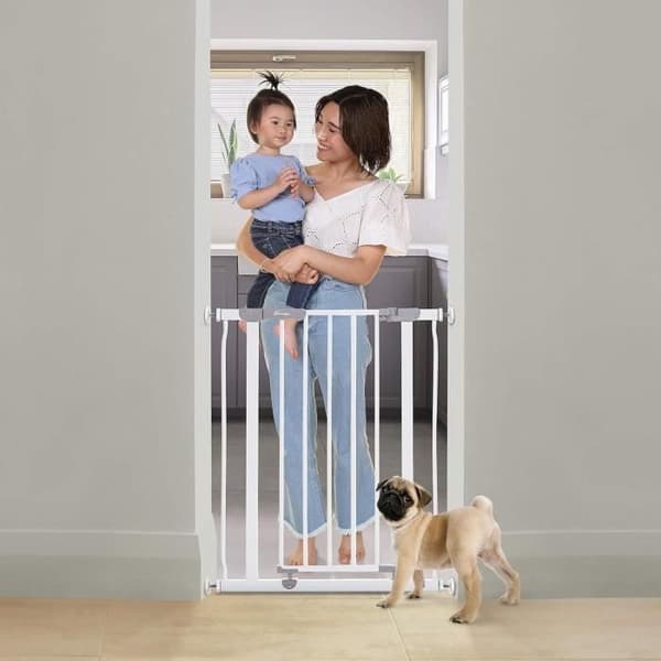 Säkerhetsgrind - DREAMBABY - AVA - Tryckmonterad - 61-68 x 76 cm - Dubbellåsning - Vit