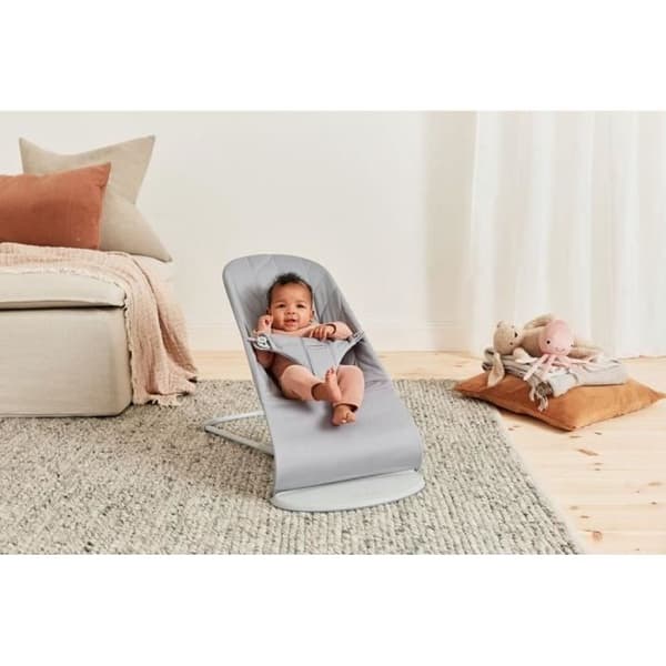 BabyBjörn Transat Bliss - Tissé Petal quilt - Ljusgrå - Ergonomisk - Justerbar - Fällbar