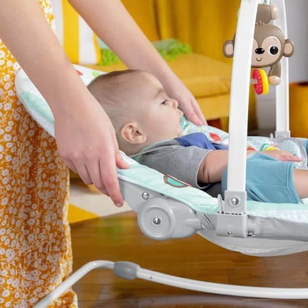 LJUS STARTAR Rainbow Evolving Bouncer, blå, lugnande vibrationer, 2 ligglägen, upp till 30 månader
