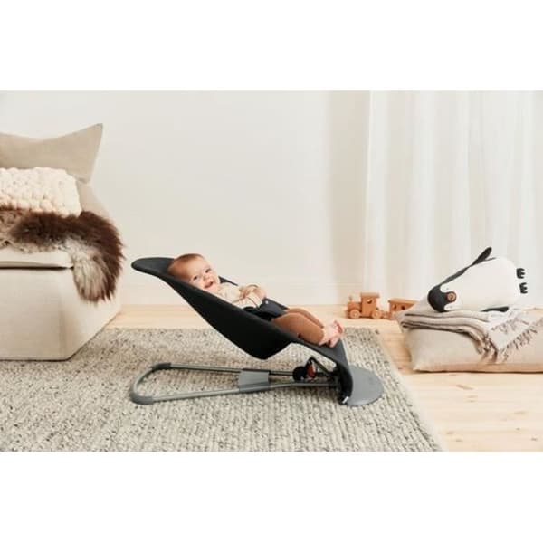BabyBjörn Bouncer Bliss Classic Cotton Duvet Black &amp; Play Bow Naughty Eyes Svart Vit