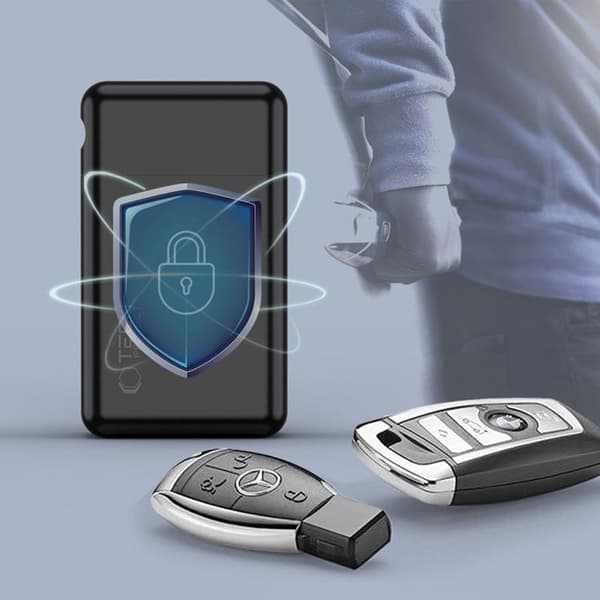 Tech-Protect Nyckellös RFID Signal Blocker Faraday Skal - Svart
