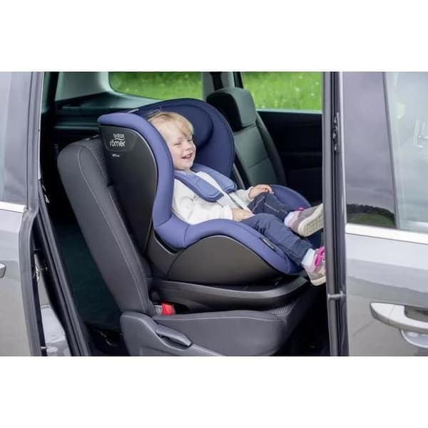 Britax Römer Trifix 2 i-Size Mörkblå
