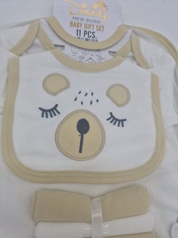 Newborn Baby Gift Set 11 Piece Sleepy Bear Design