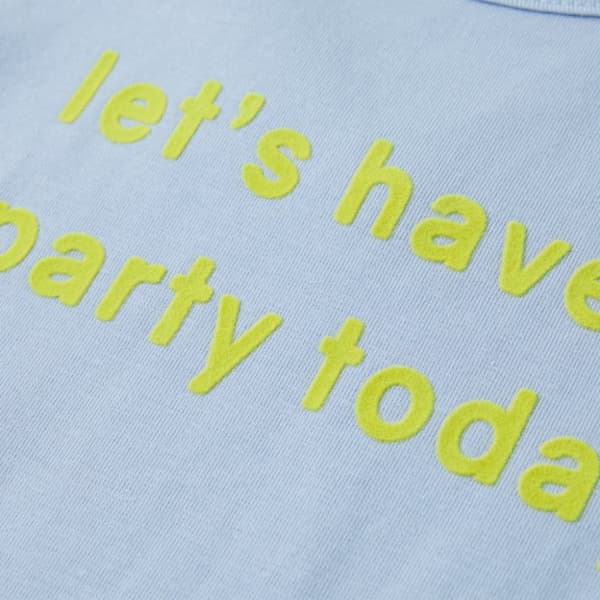 T-shirt til børn str. 104 lyseblå -  Toppe til børn