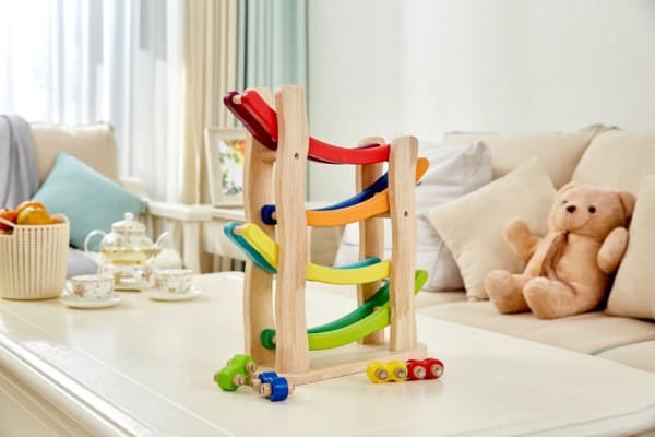Pintoy Regnbåge Bil Ramp (från 12 mån)