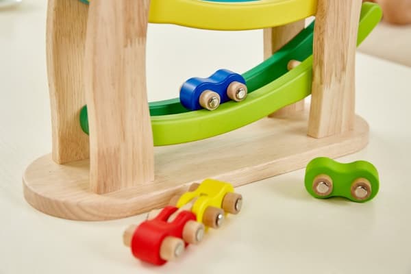 Pintoy Regnbåge Bil Ramp (från 12 mån)