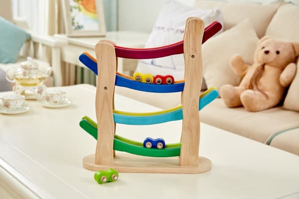 Pintoy Regnbåge Bil Ramp (från 12 mån)