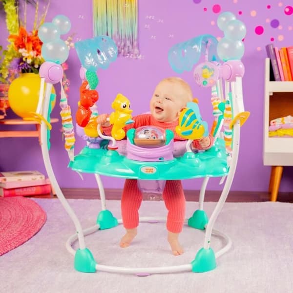 DISNEY BABY Pieni merenneito -leikkialue ja aktiviteetteja, valoja ja ääntä, 6 kuukaudelle