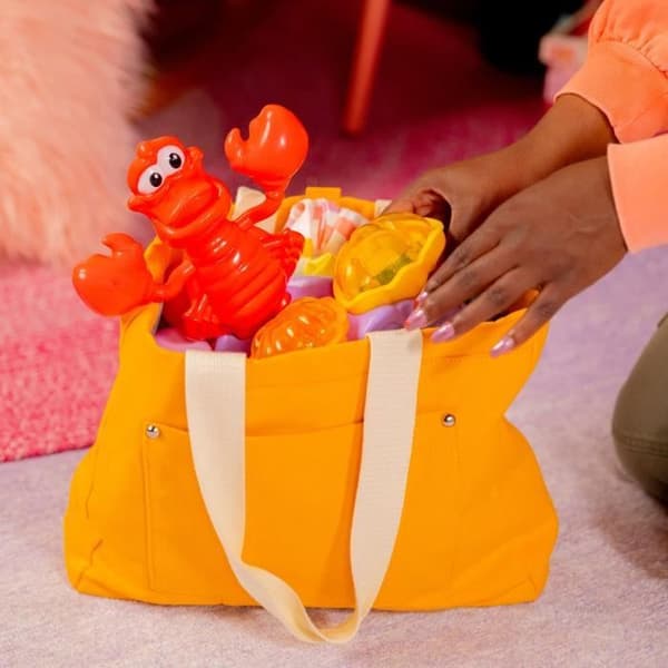 DISNEY BABY Pieni merenneito -leikkialue ja aktiviteetteja, valoja ja ääntä, 6 kuukaudelle