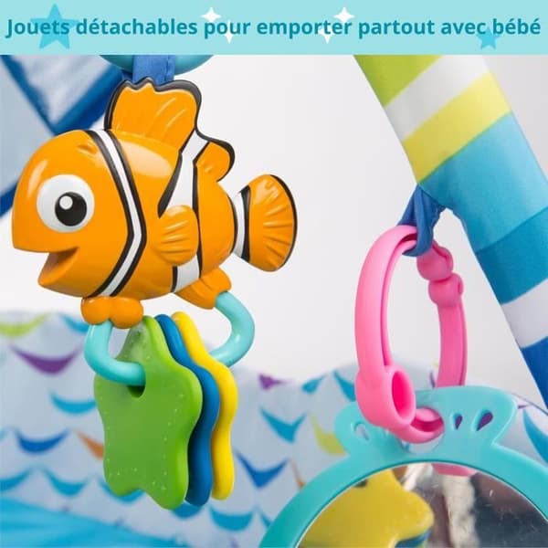 DISNEY BABY Evolutionær babylegemåtte - Nemo - Bue med sensorisk og musikalsk legetøj, lysgirlande, spejl