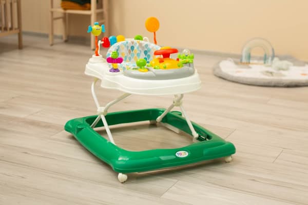 WALKER STEP - TUMMANVIHREÄ