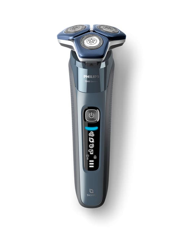 Philips Series 7000 wet and dry electric shaver S7882/55, SkinIQ, Nano SkinGlide coating, SteelPrecision blades, 360-D flexible heads, Motion control