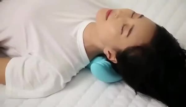 Neck-strecher