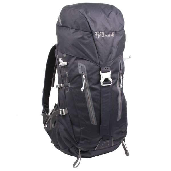 Ryggsäck Tour 45L BP Ash. Bröstrem och midjebälte håller den på plats. Detaljrik.