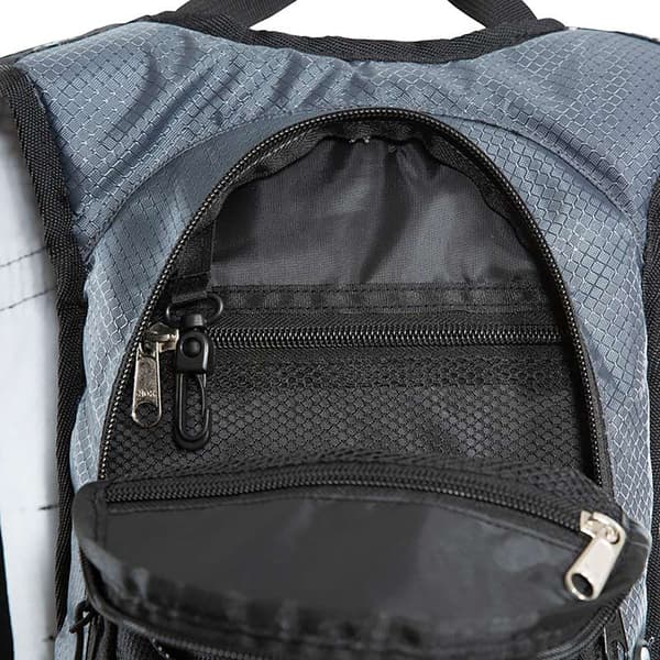 Trespass Mirror Hydration Backpack/Rucksack (15 Litres) With Water Resevoir (2 Litres)