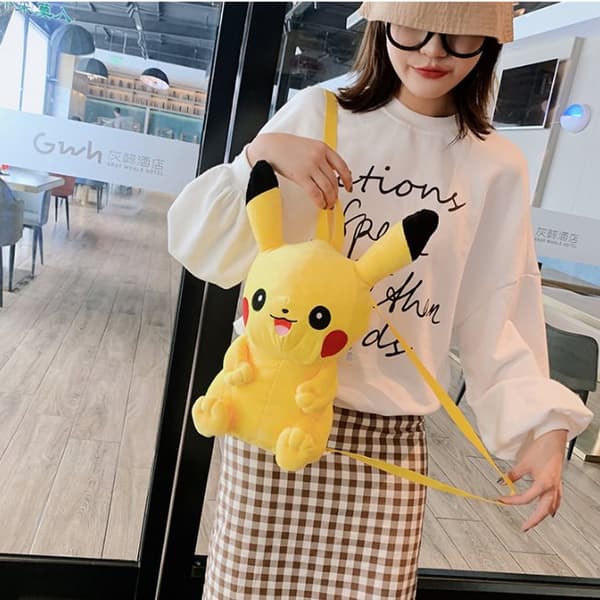 Roligt Pikaqiu Ryggsäck Pokémon - Pikachu mjukis (27cm)
