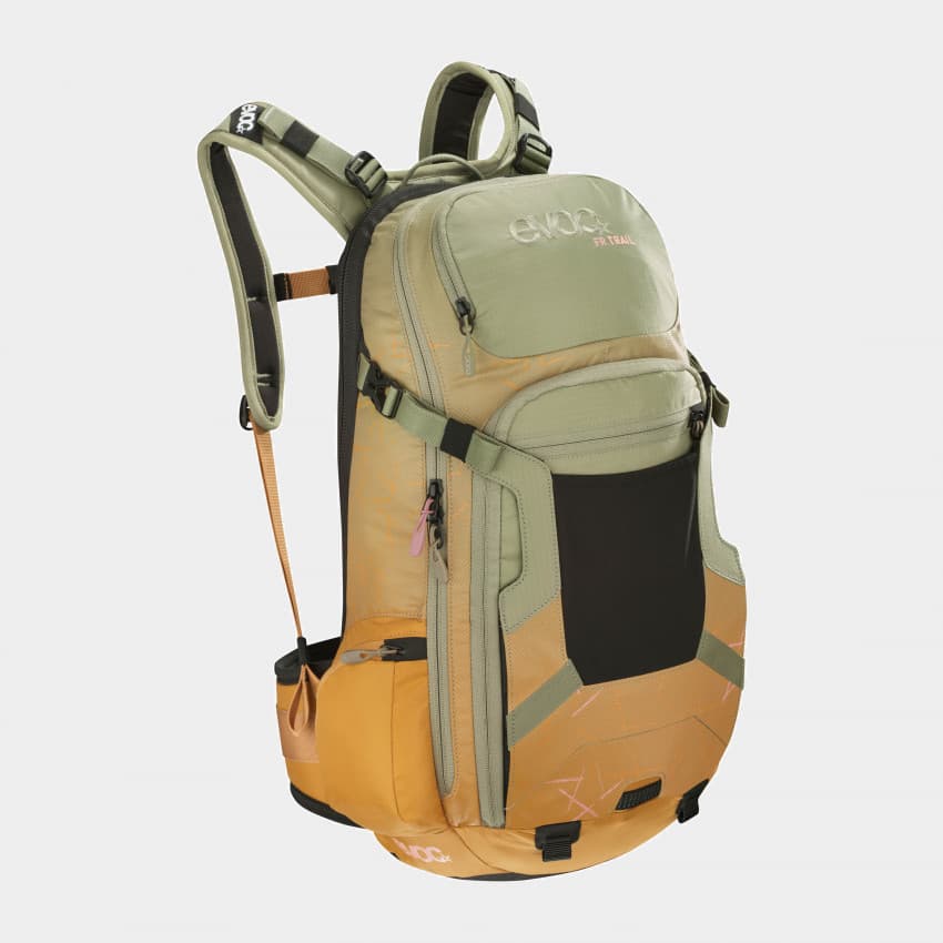 Cykelryggsäck med ryggskydd EVOC FR Trail Women Light Olive/Loam, förberedd för vätskebehållare, 20 liter, Medium/Large