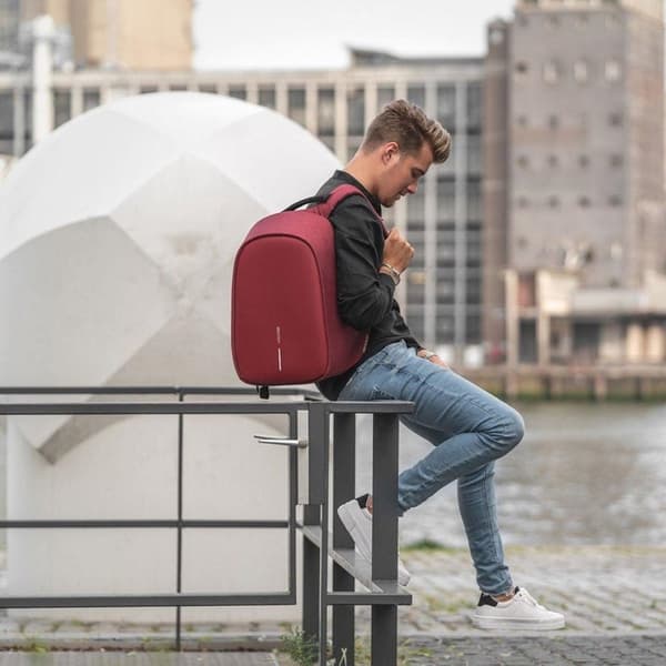 XD DESIGN TYVERISIKKER RYGSÆK BOBBY HERO NORMAL RØD V/N: P705.294
