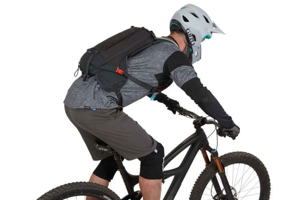 Thule 3796 Rail Hydration Pack 8L Covert