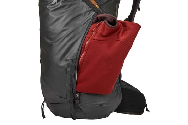 Thule 4098 Stir 35L Mens Hiking Backpack Obsidian