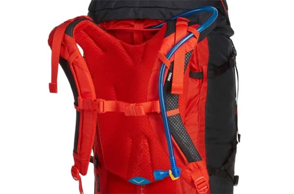 Thule 3533 AllTrail 45L Mens Hiking Backpack Garden Green