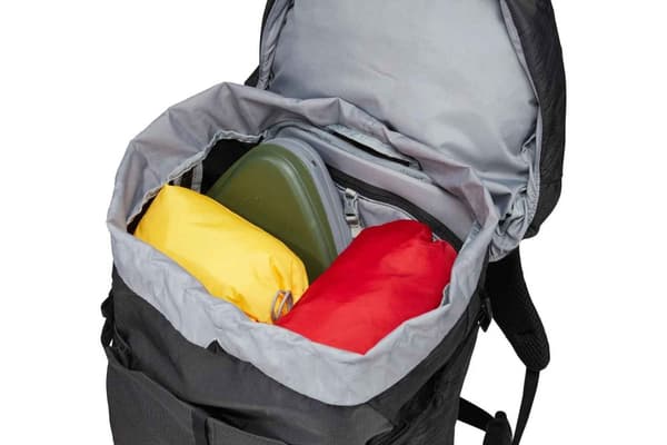 Thule 4507 Topio 40L Mens Backpacking Pack Black