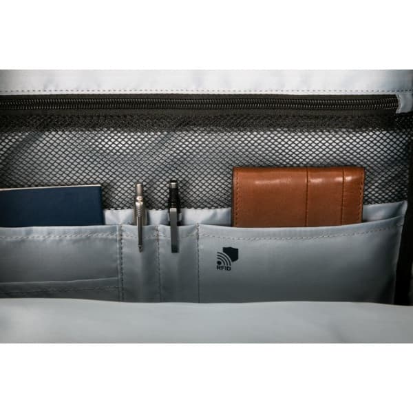 Targus 16" Sagano EcoSmart Travel -datorryggsäck, grå