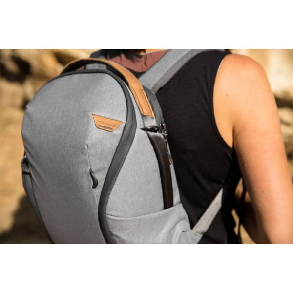 Peak Design Everyday Backpack Zip 15L -dagsrygsæk, aske