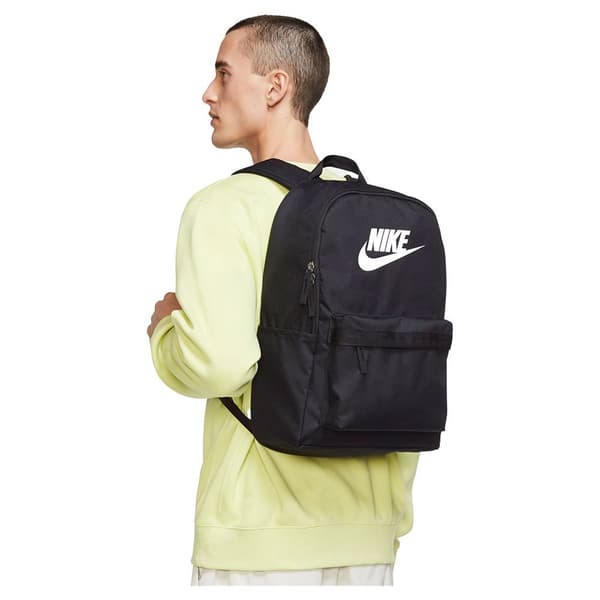 Nike Reppu Heritage Musta
