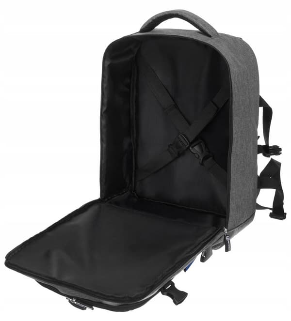 Prostorný, cestovní batoh s prostorem pro notebook - Peterson