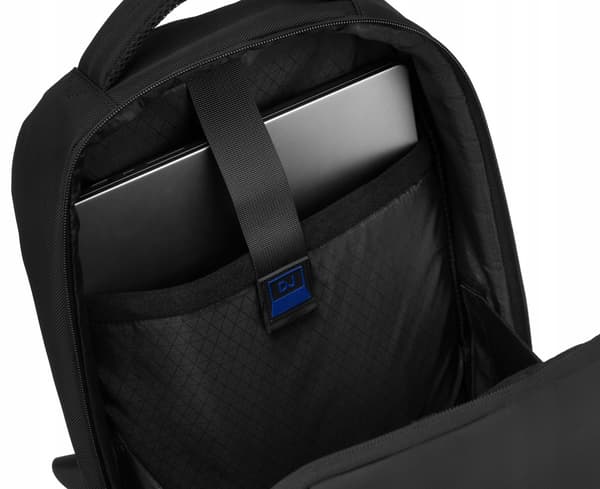 Městský, business batoh s prostorem pro notebook - David Jones