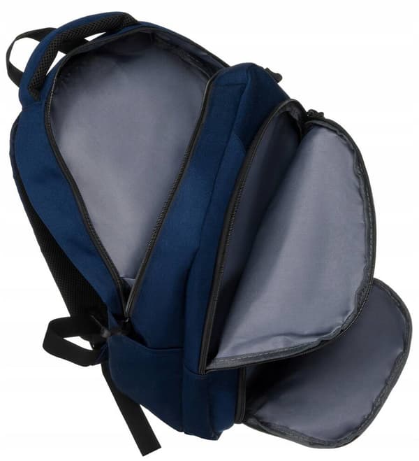 Městský batoh z polyesteru s prostorem pro notebook - Peterson